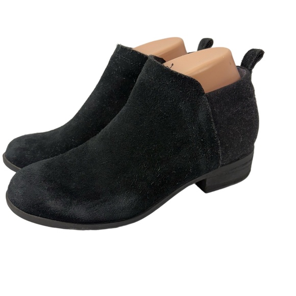 Toms Womens 7 Deia Black Suede Leather Ankle Booties Zip Low Block Heel - Picture 1 of 9